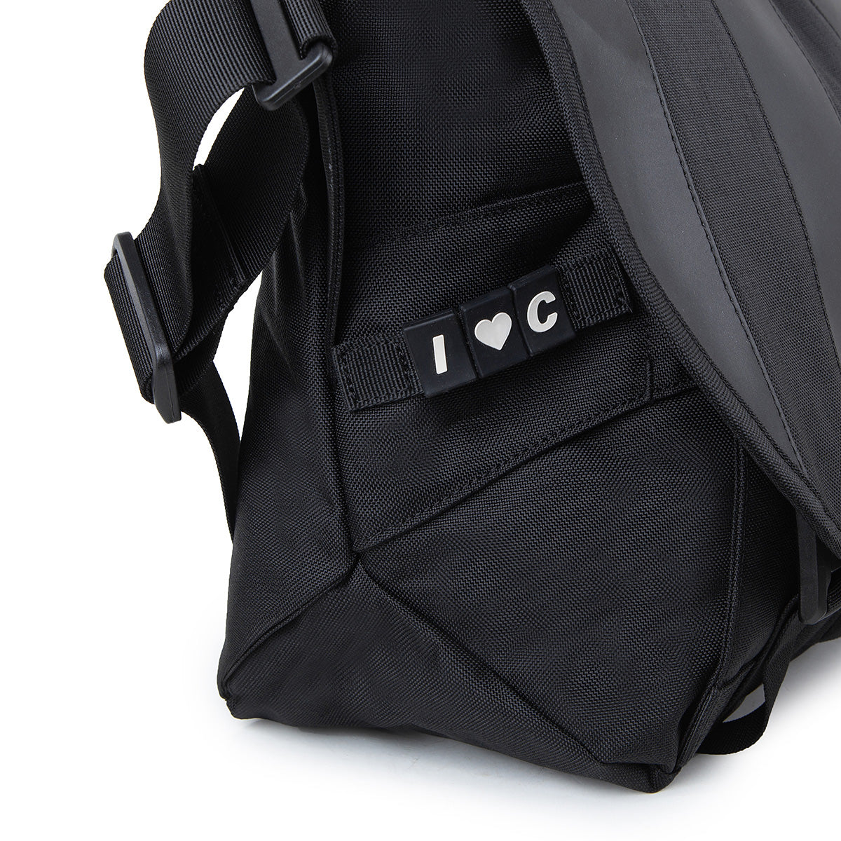 Dinky Di Messenger 16''