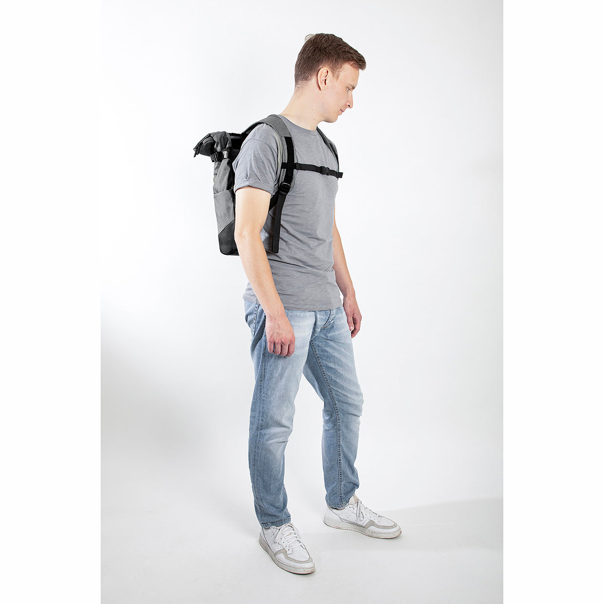 Road Mentor M Rolltop Rucksack grau People Größe Model