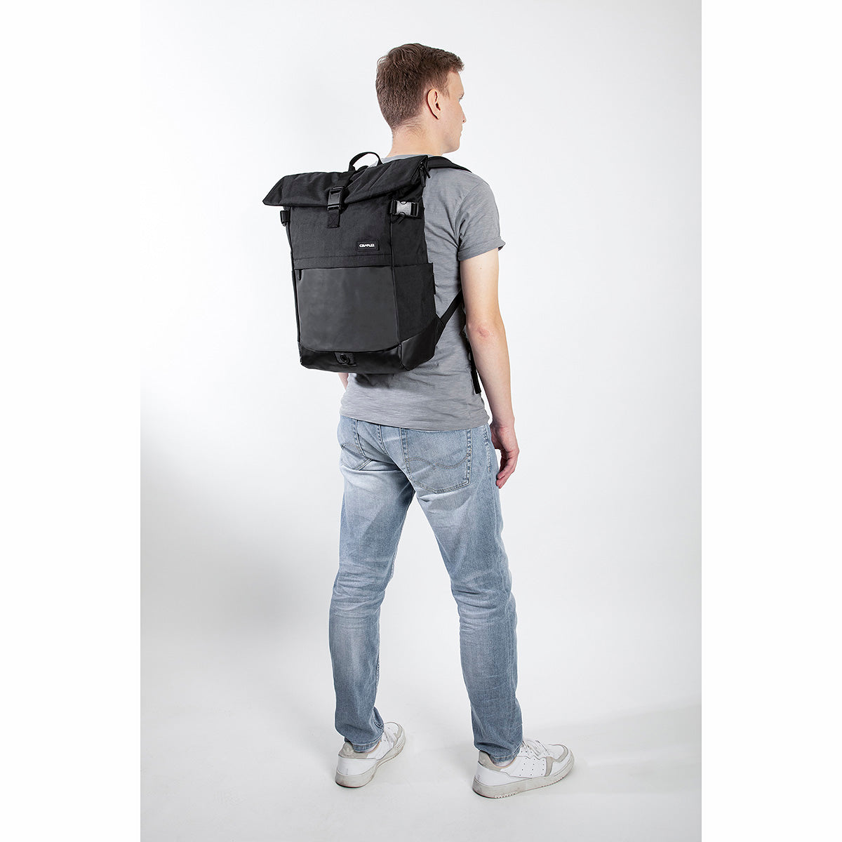 Crumpler backpack review on sale