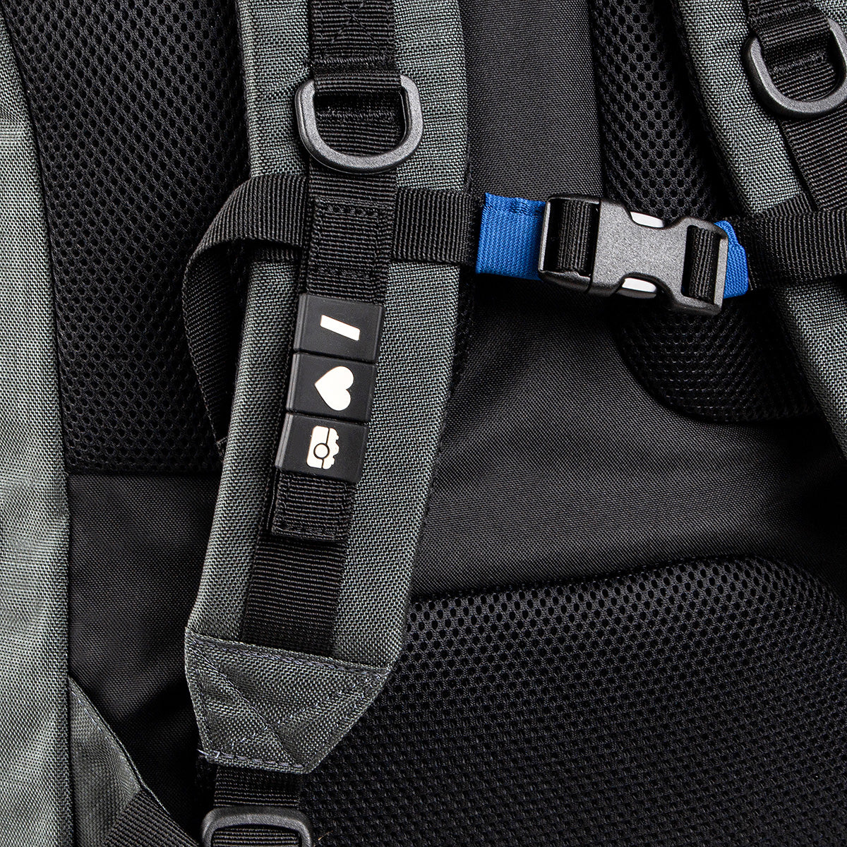 Travel Trekker Day Backpack 14"